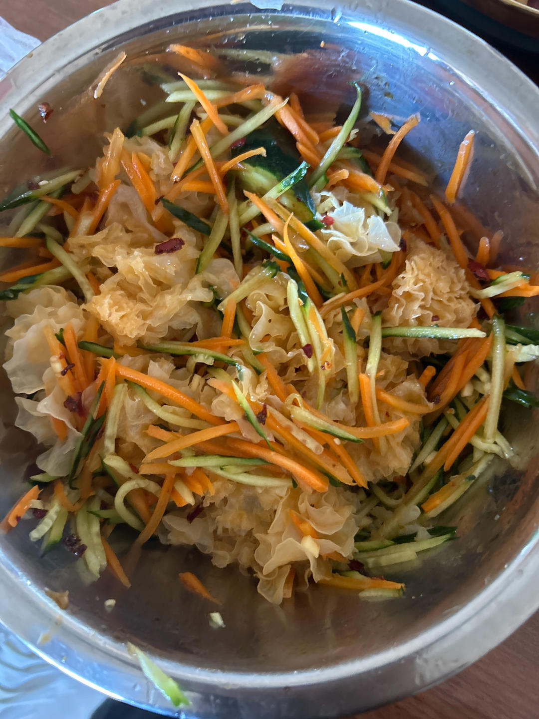 超级简单的凉拌银耳
