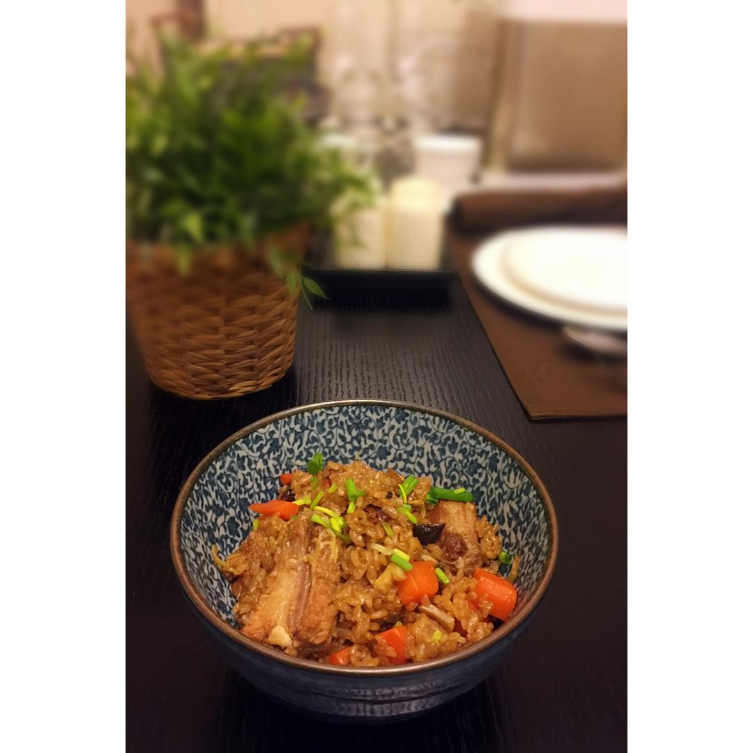 喷香排骨焖饭（爆好吃）