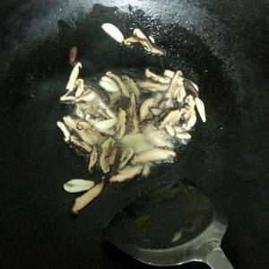 香菇豆腐泡的做法 步骤5