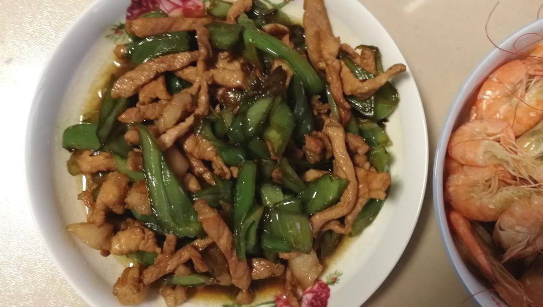 农家小炒肉【记忆中勾魂的油汤】