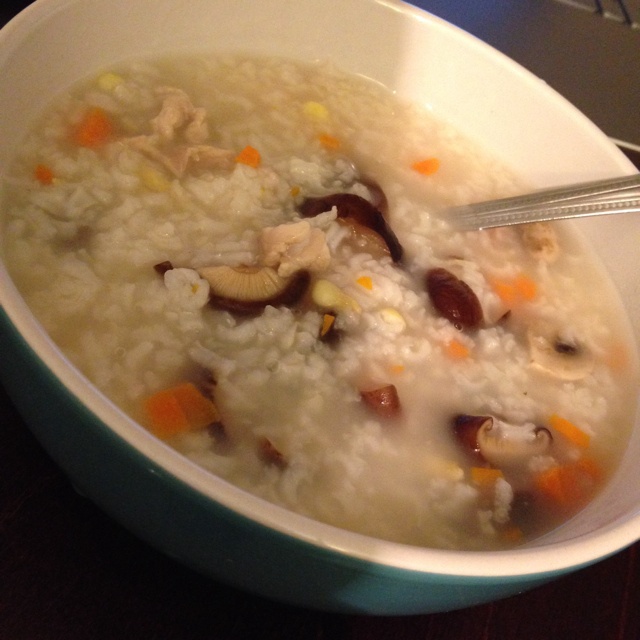 香菇鸡肉粥