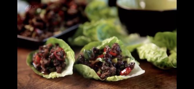 红椒牛肉生菜卷 [ Chilli  Beef Lettuce Wraps ]的做法