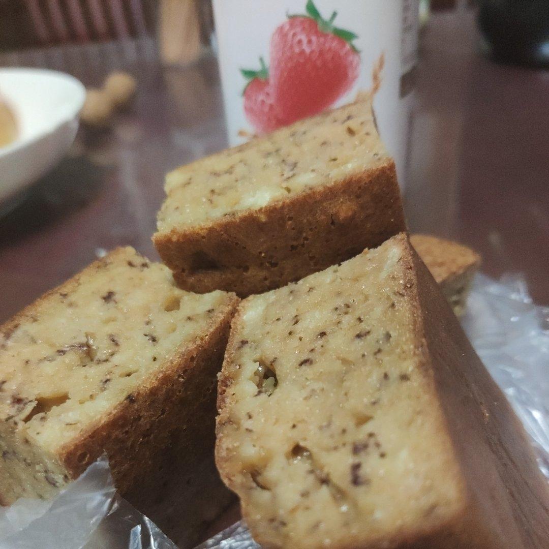 香蕉酸奶磅蛋糕～～简单到怀疑人生