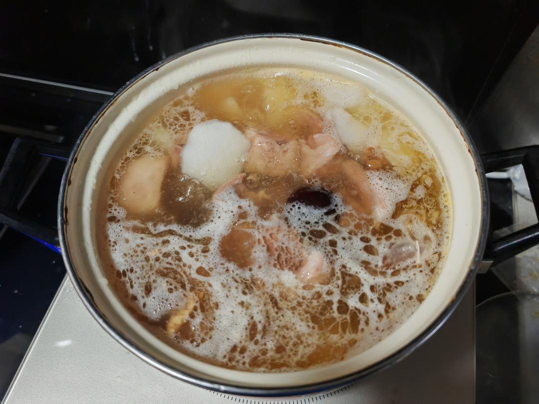 清炖滋补羊排汤