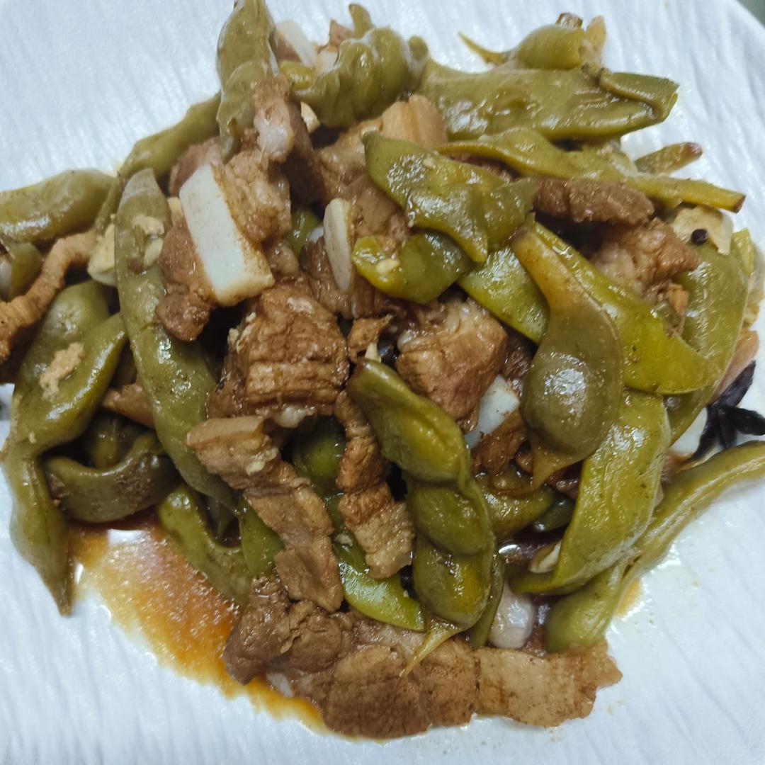东北五花肉炖豆角
