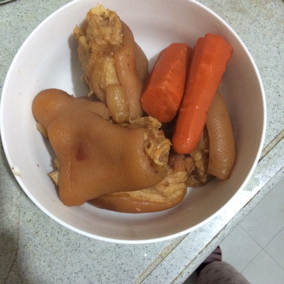 卤猪蹄