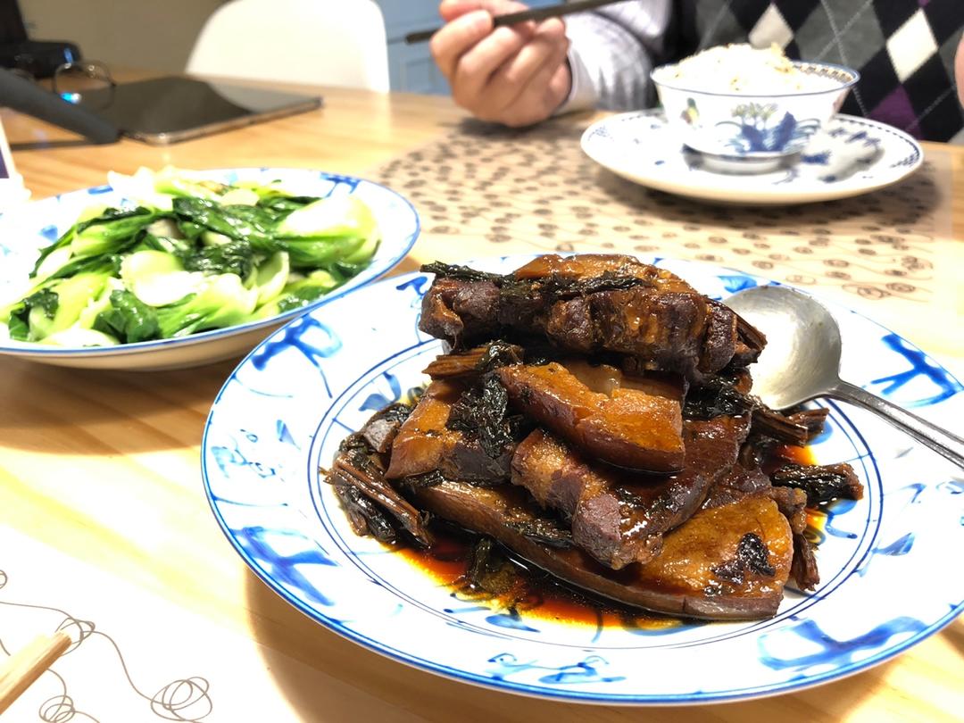 梅干扣肉