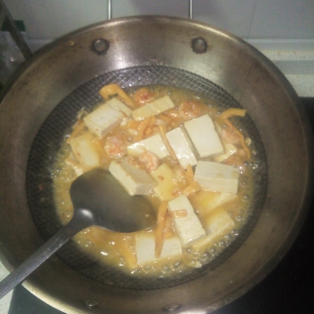 虾仁豆腐煲