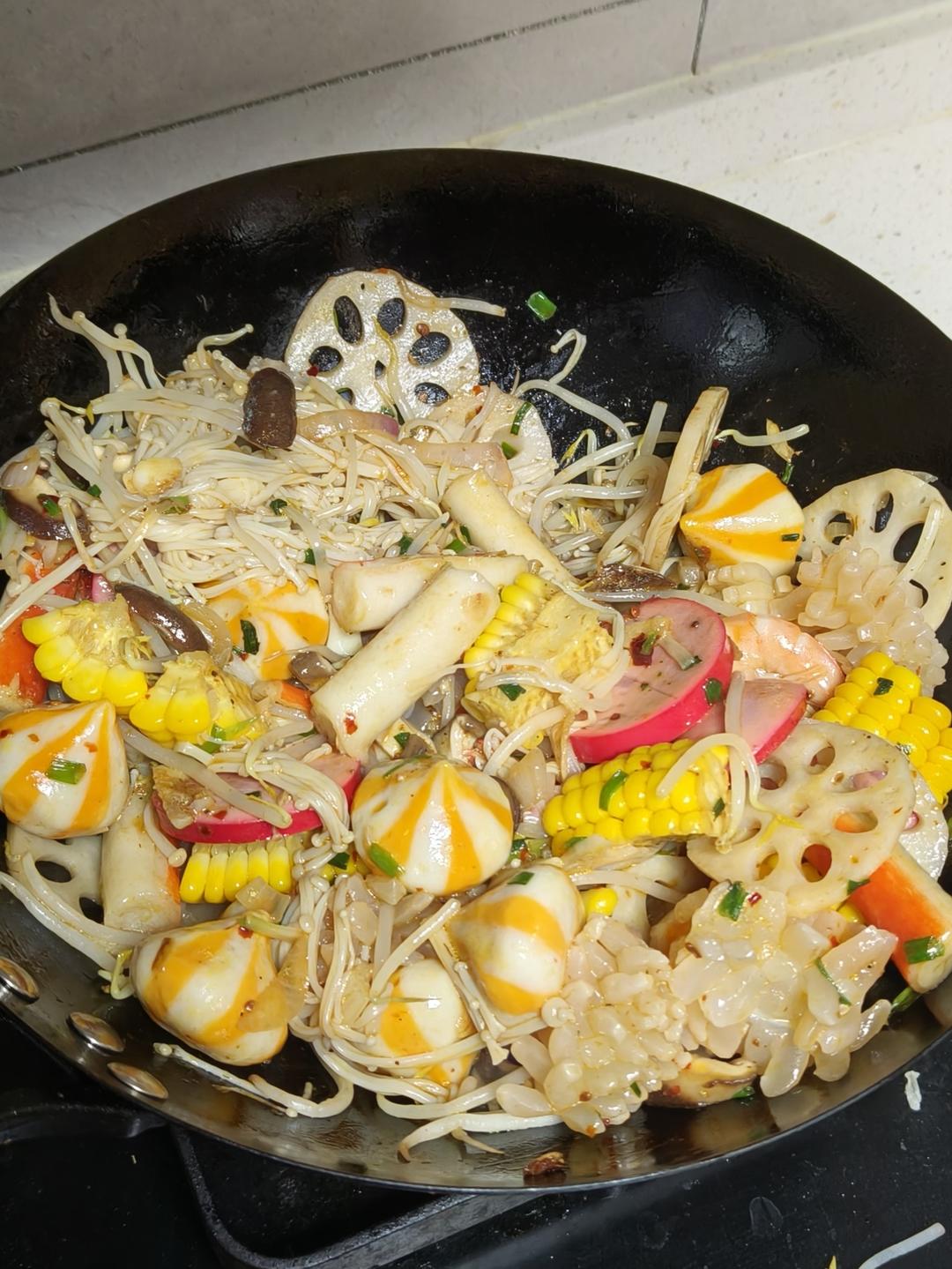 两个人一起炫饭啦！