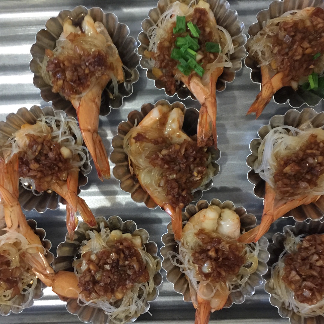 蒜蓉粉丝烤虾