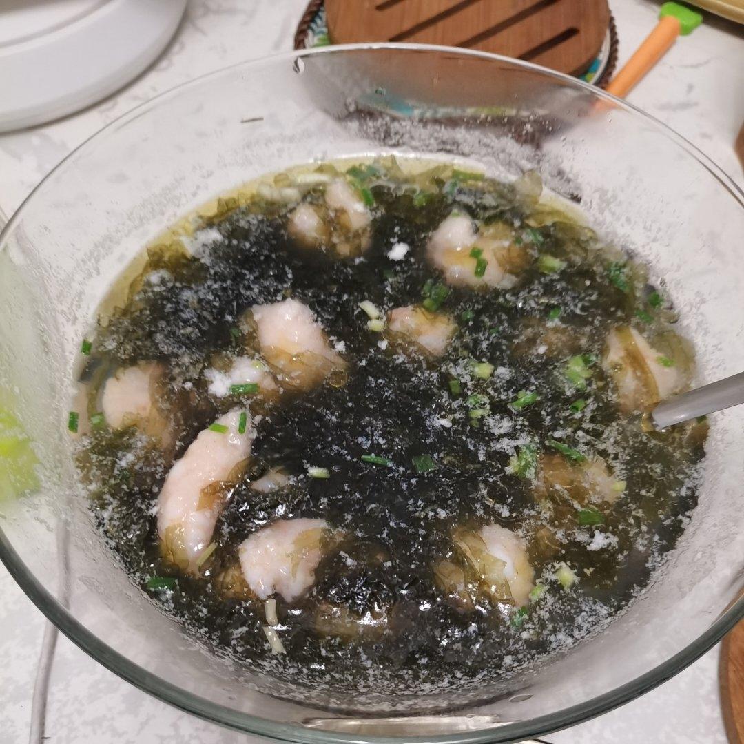 低卡鲜美的紫菜虾滑汤！好喝不胖减脂餐