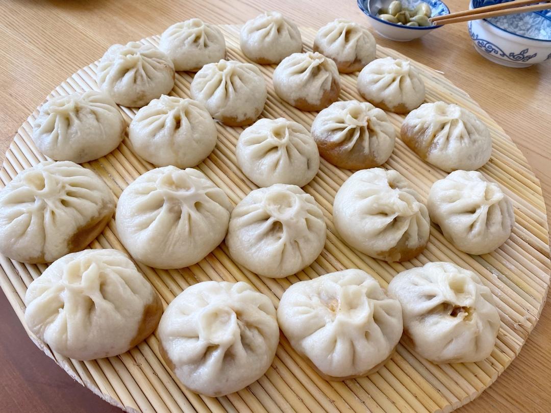 晴天就去玩做的快手发面小笼包