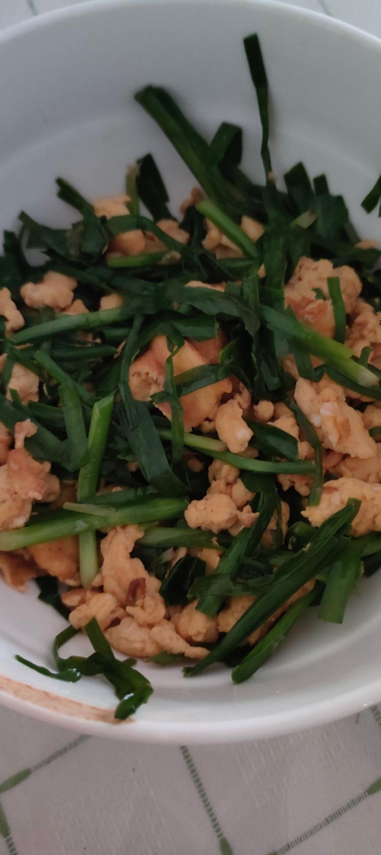 韭菜炒鸡蛋——三分钟快手下饭菜 掌握火候的秘诀