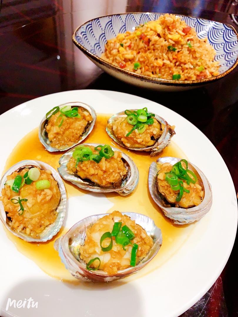蒜蓉粉丝蒸鲍鱼