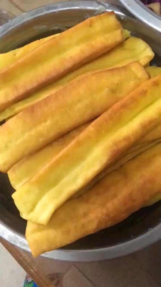 酥软小油条（早餐）
