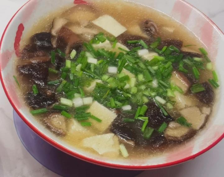 香菇豆腐汤