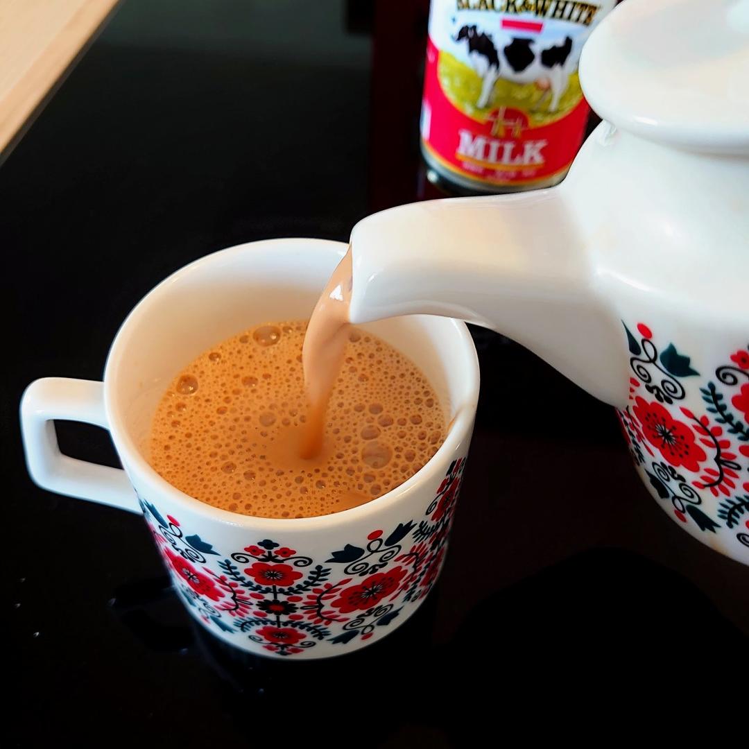 正宗港式丝袜奶茶-史上最强最详细的食谱！新增拉茶视频😍奶香茶靓！