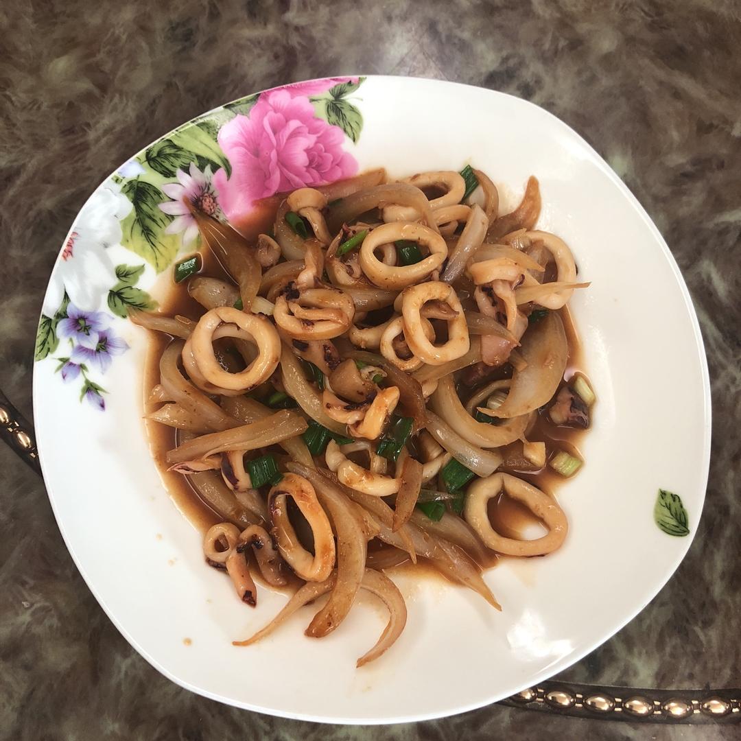 洋葱爆炒鱿鱼