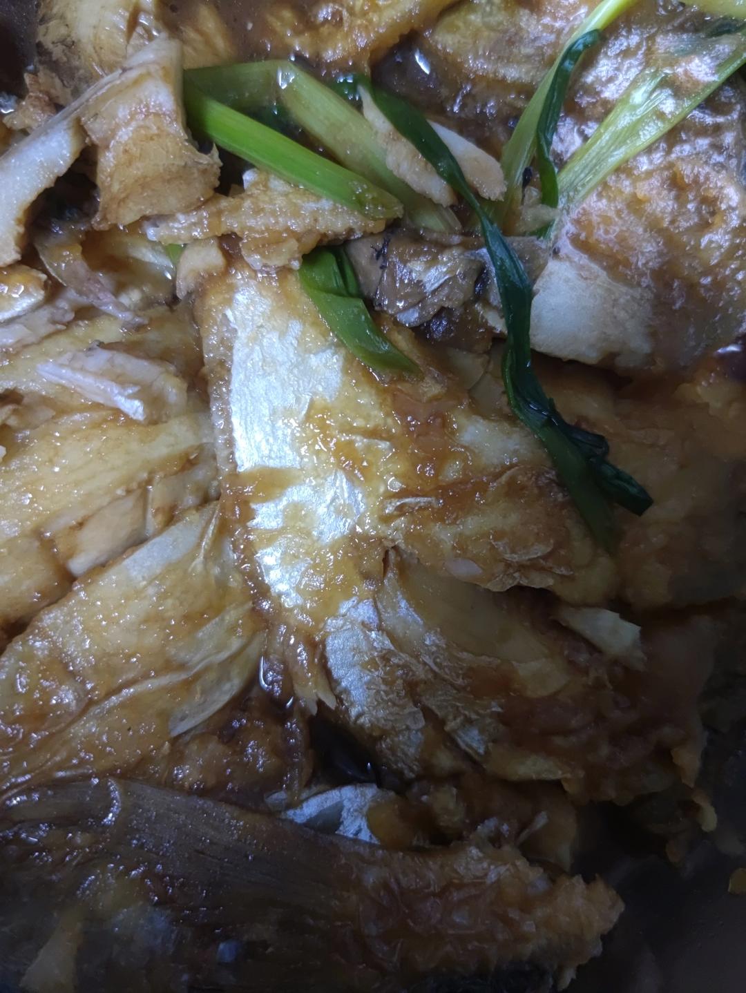 【家常菜】上海红烧鲳鱼