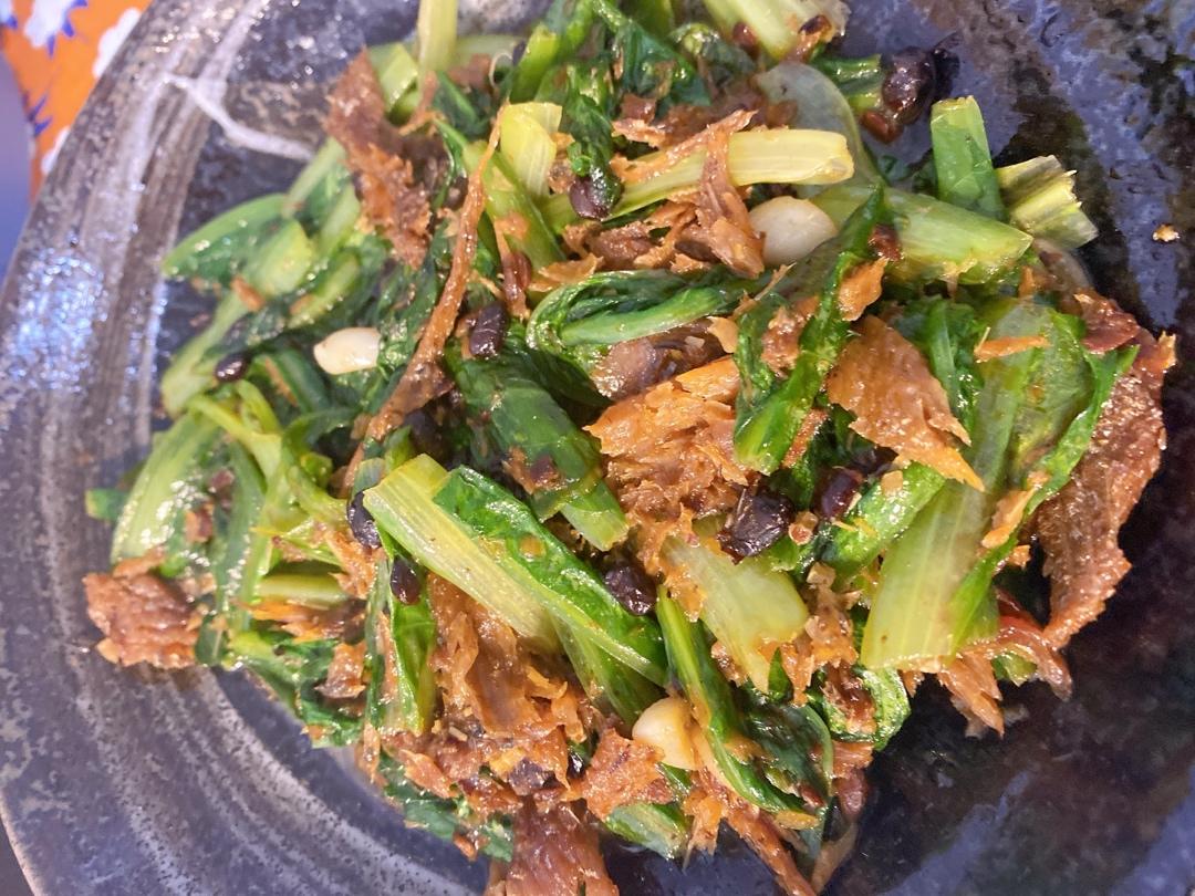 只需三个步骤成就的美味～豆豉鲮鱼油麦菜