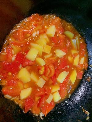 西红柿土豆盖浇饭的做法 步骤5