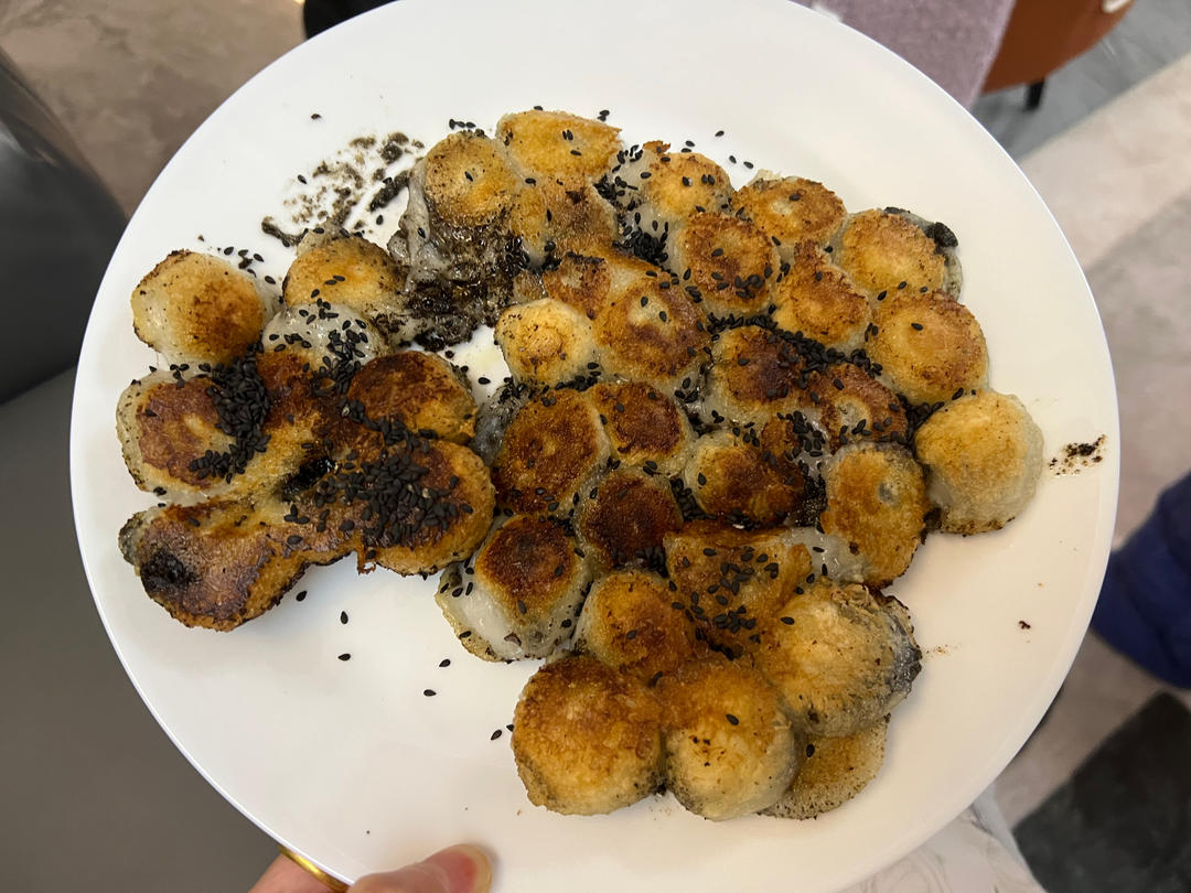 干煎汤圆👏一口爆浆