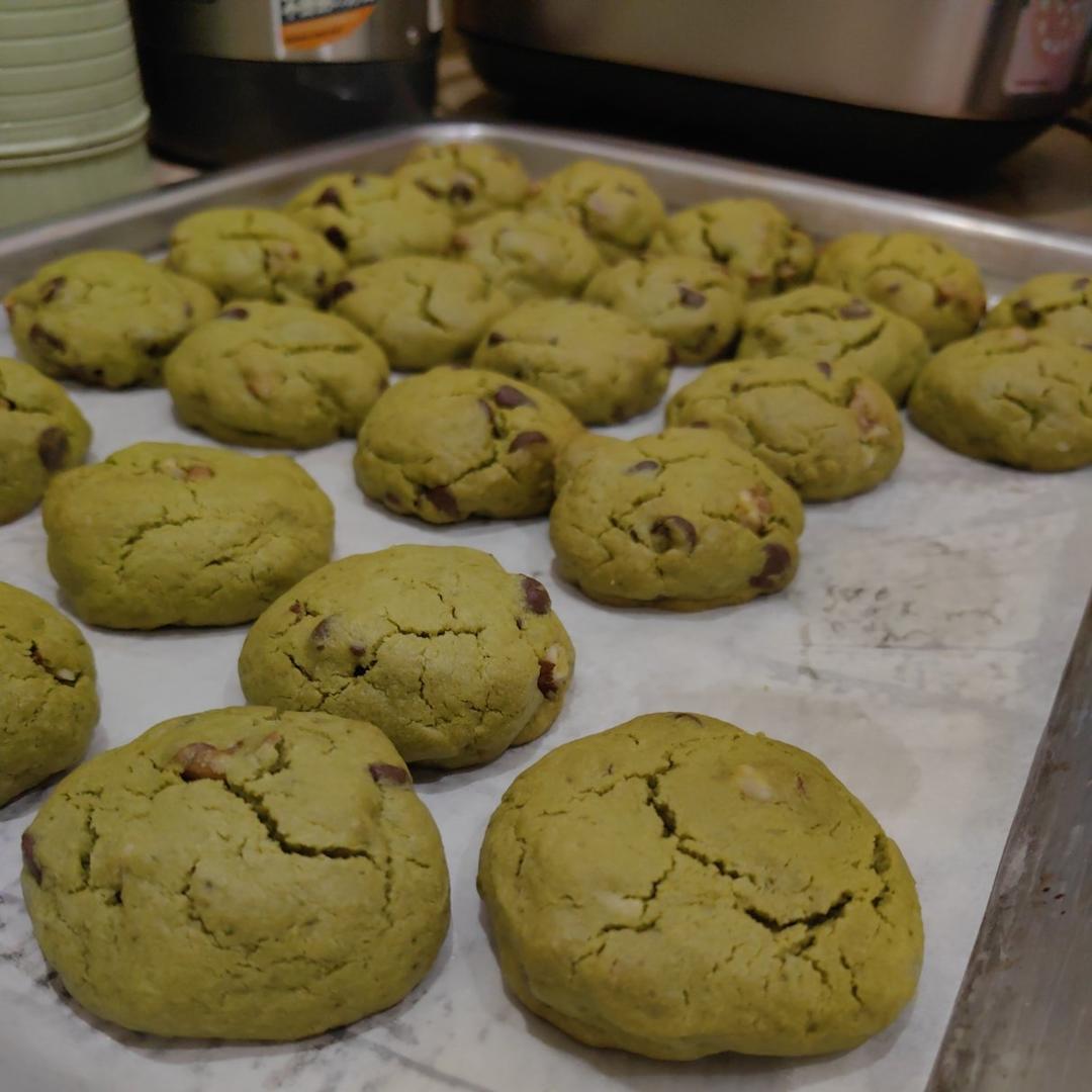 巨浓郁～开心果巧克力曲奇🍪 吃了会开心哦！