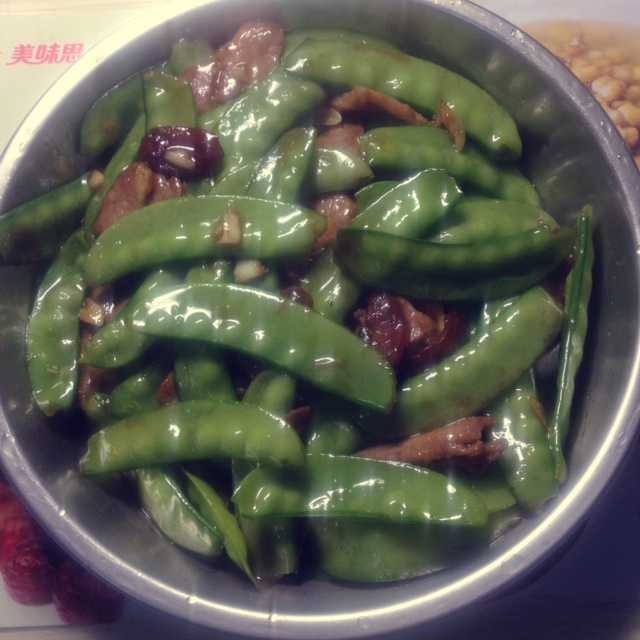 腊肠蒜泥炒荷兰豆