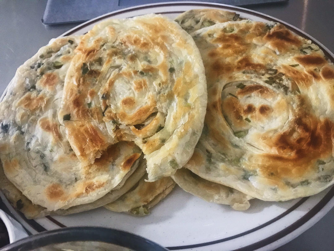 香酥千层饼，葱油饼，酥掉渣了