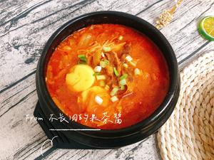 果茶厨房 | 酸辣开胃泡菜汤：完美复刻韩式美味💕的做法 步骤4