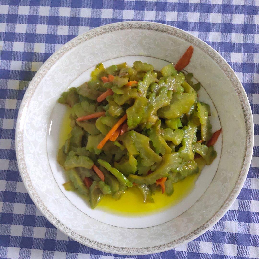 清炒苦瓜