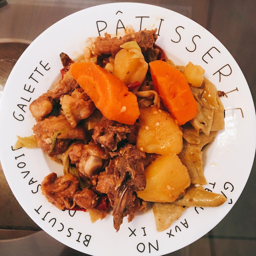 鸡肉焖饼