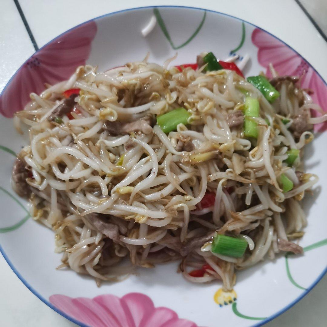 厨师长教你：“炝炒绿豆芽”的家常做法，味道非常赞