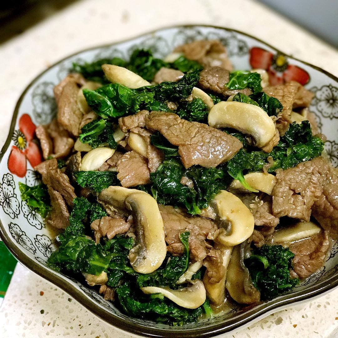【健康三餐】蘑菇牛肉炒羽衣甘蓝