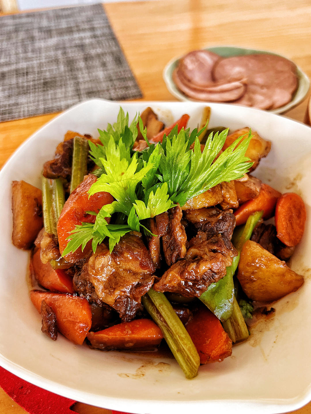 土豆炖牛肉