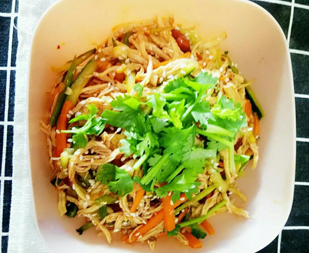 减脂健身｜凉拌手撕鸡丝（香辣&麻油版）
