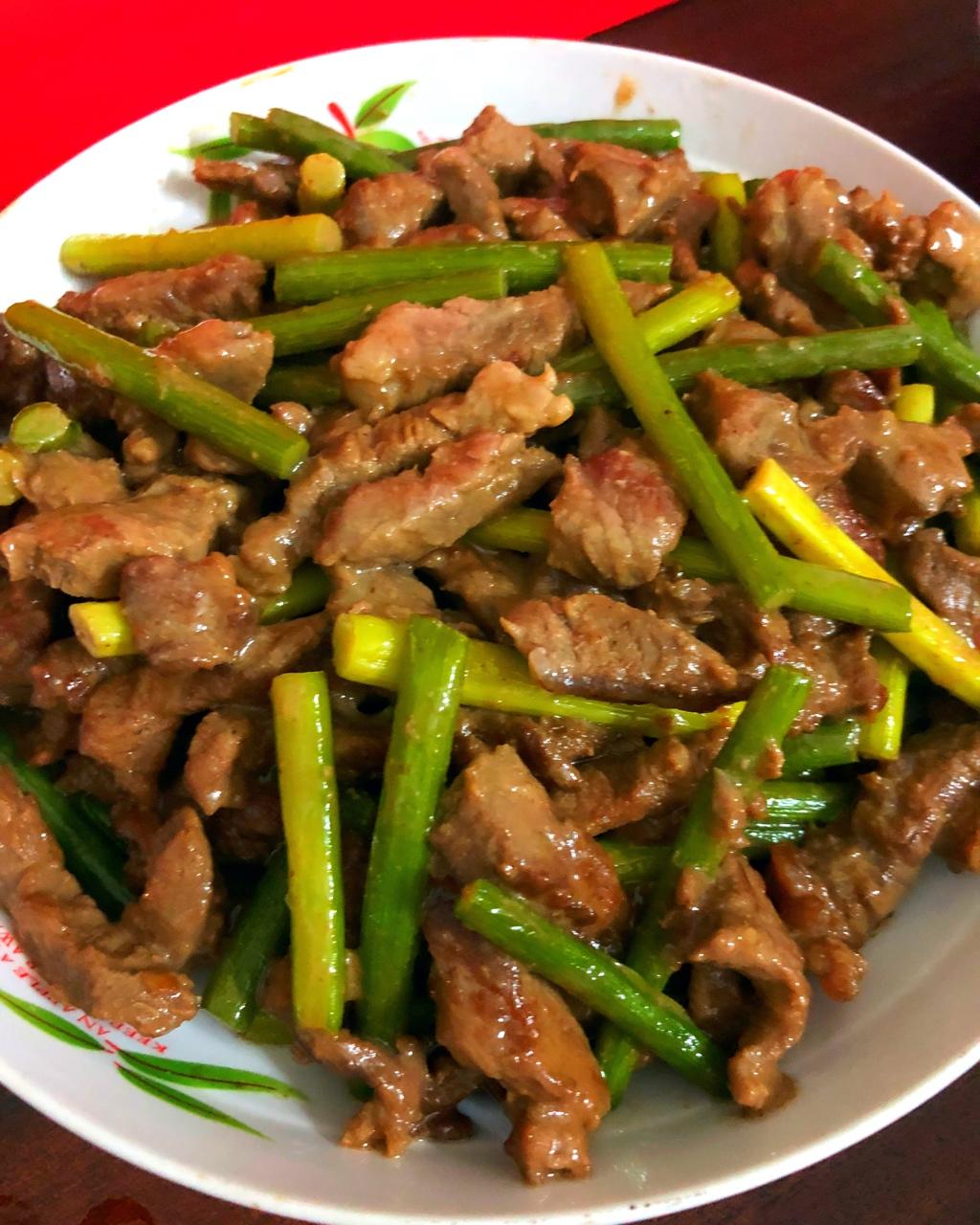 如何炒出嫩牛肉