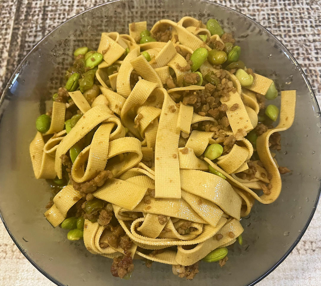 肉末千张炒毛豆