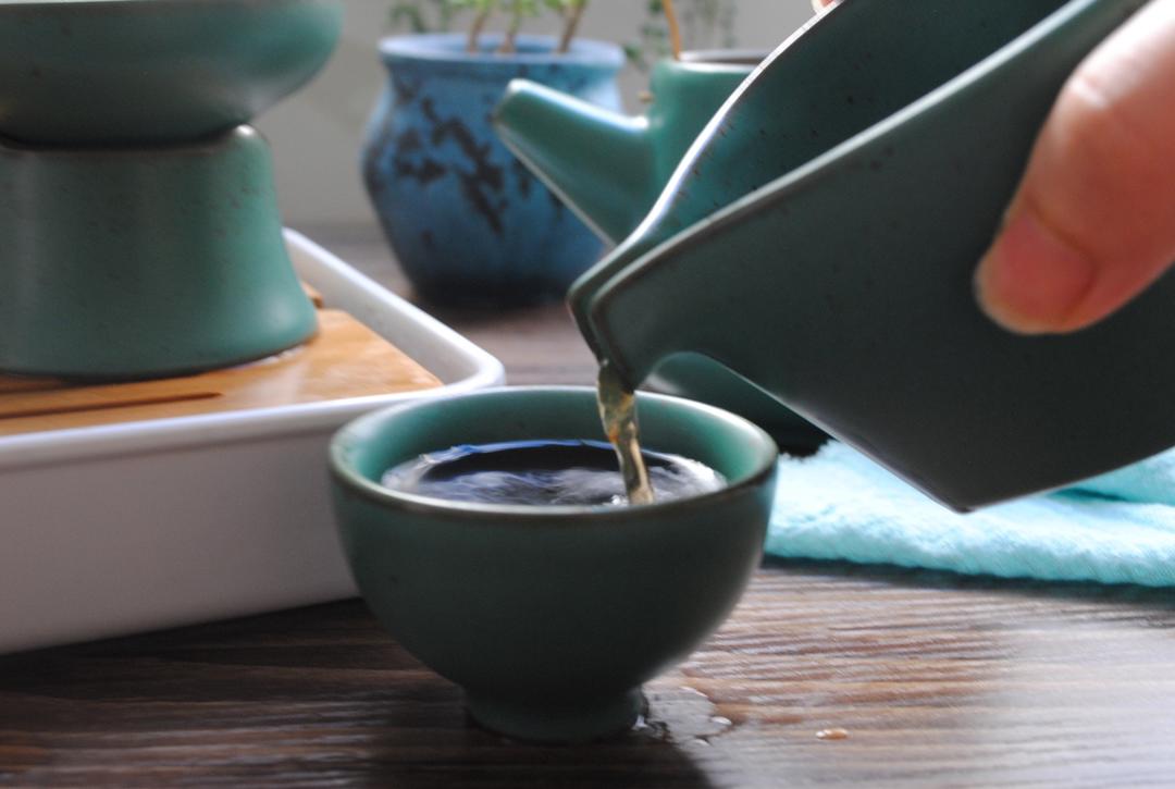 沏一壶茶 安一颗心