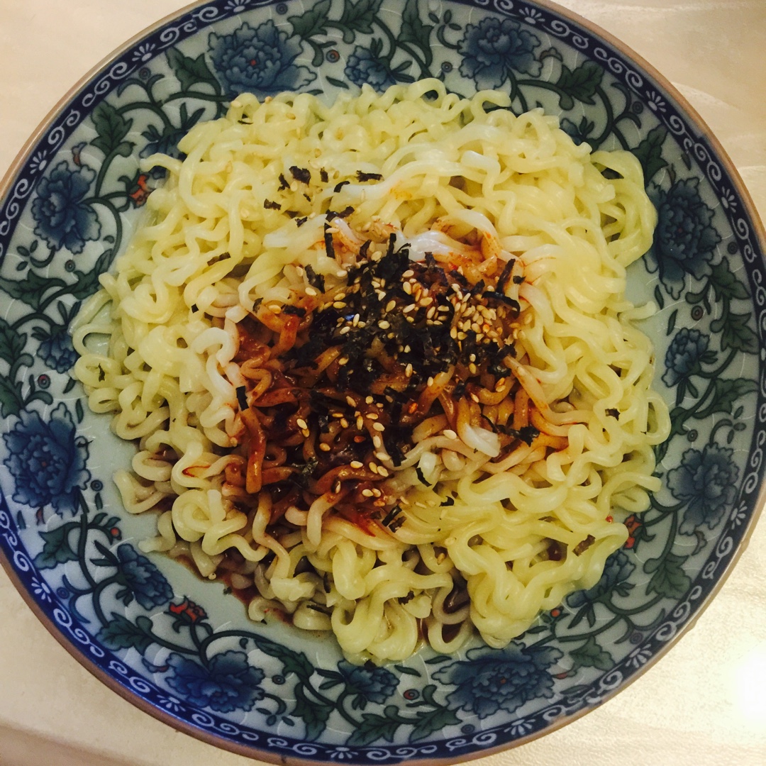 朋友圈超火的韩国三养火鸡面