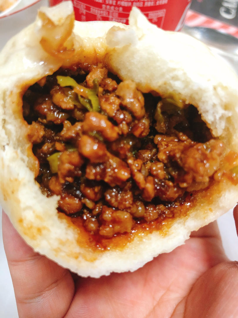 蜗小软做的酱肉包哎呀太香了