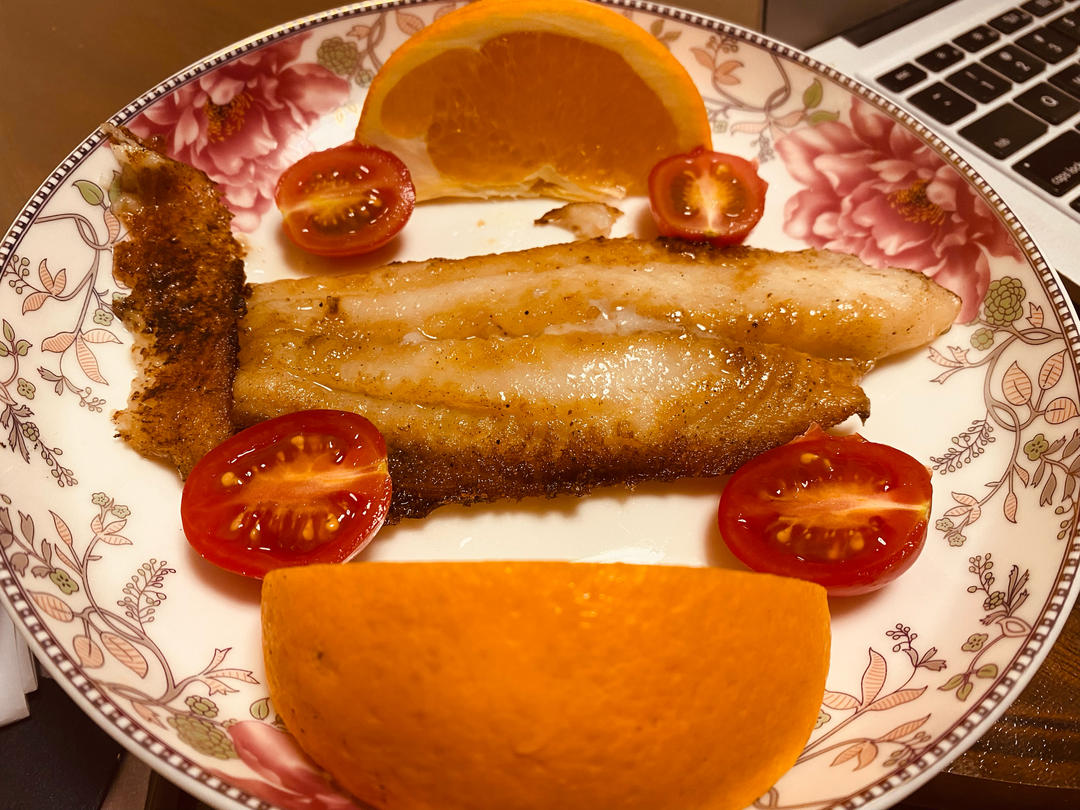 香煎巴沙鱼（龙利鱼）