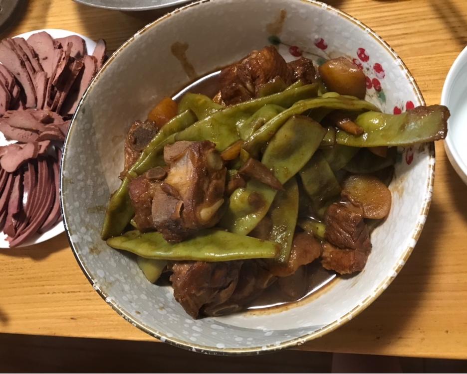 东北排骨炖豆角