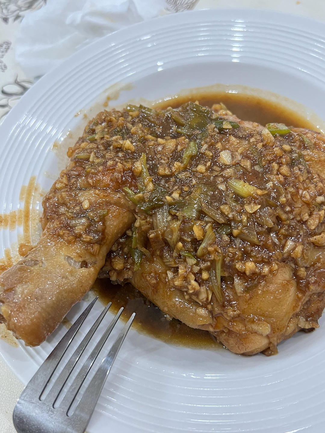 🔥好吃到飙泪的秘汁多汁蒜香鸡腿，鲜嫩到流口水。