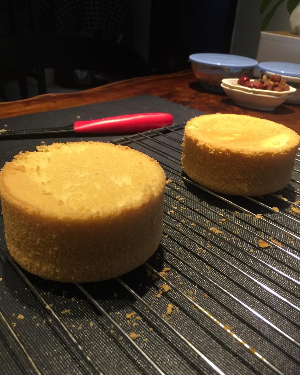 四寸抹面戚风蛋糕胚