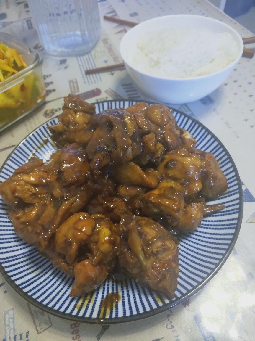 🔥好吃到飙泪的秘汁多汁蒜香鸡腿，鲜嫩到流口水。