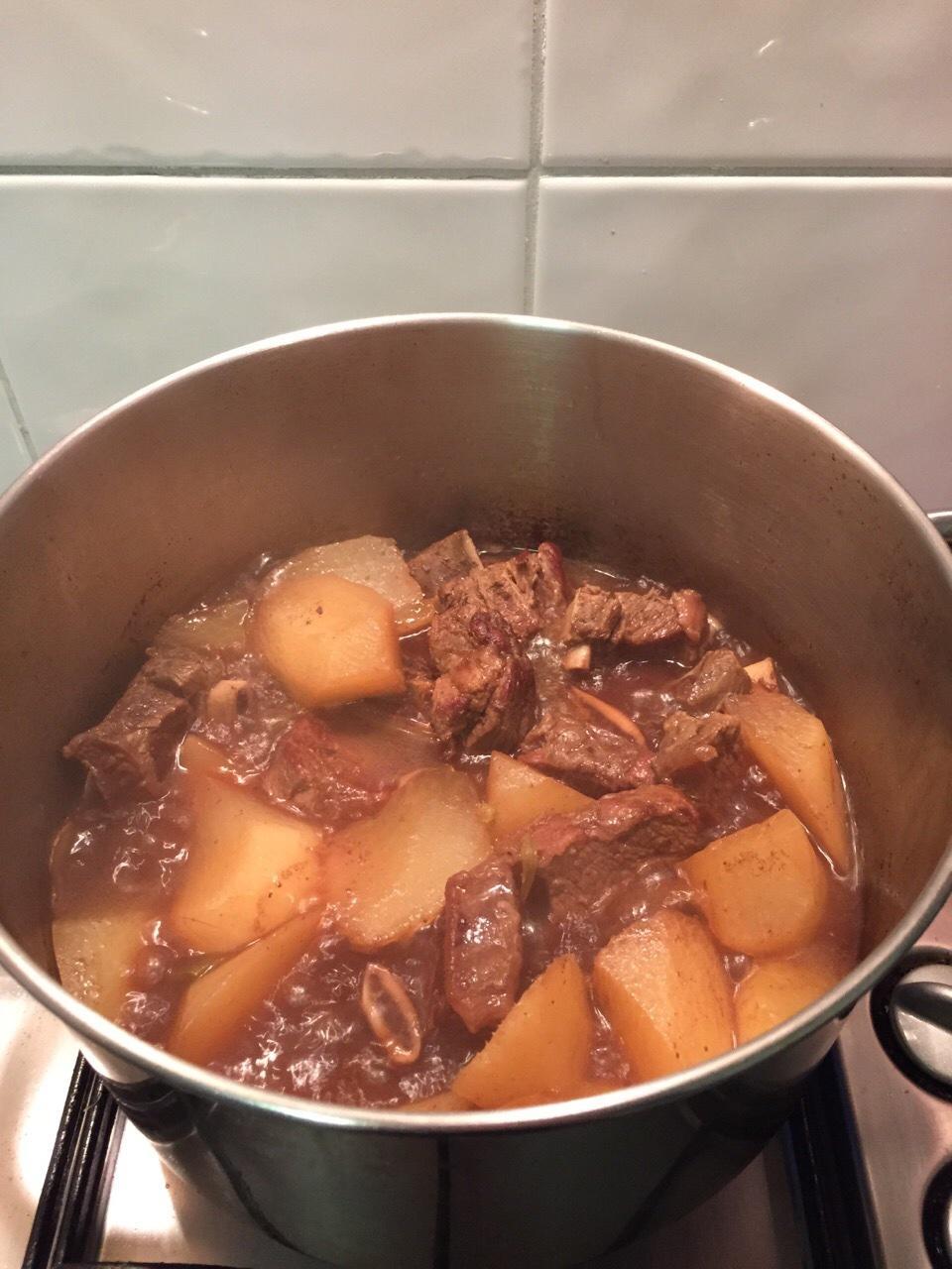 红烧羊肉萝卜的做法