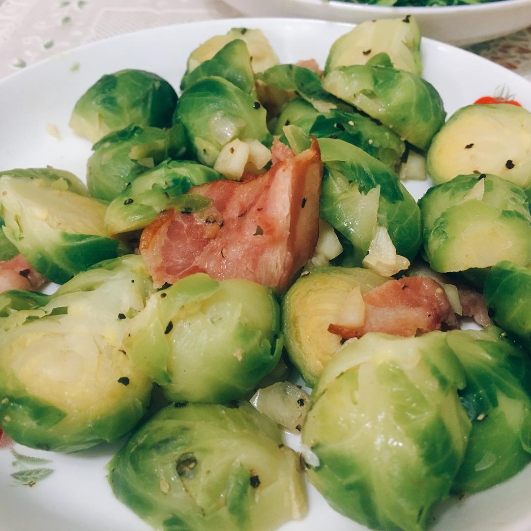 蒜香培根甘蓝仔