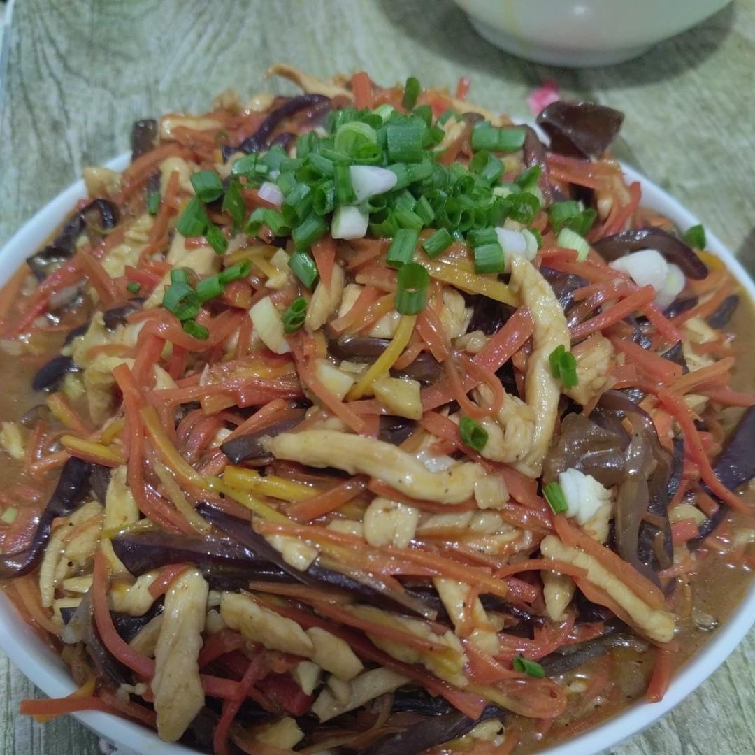 鱼香肉丝（下饭家常菜）