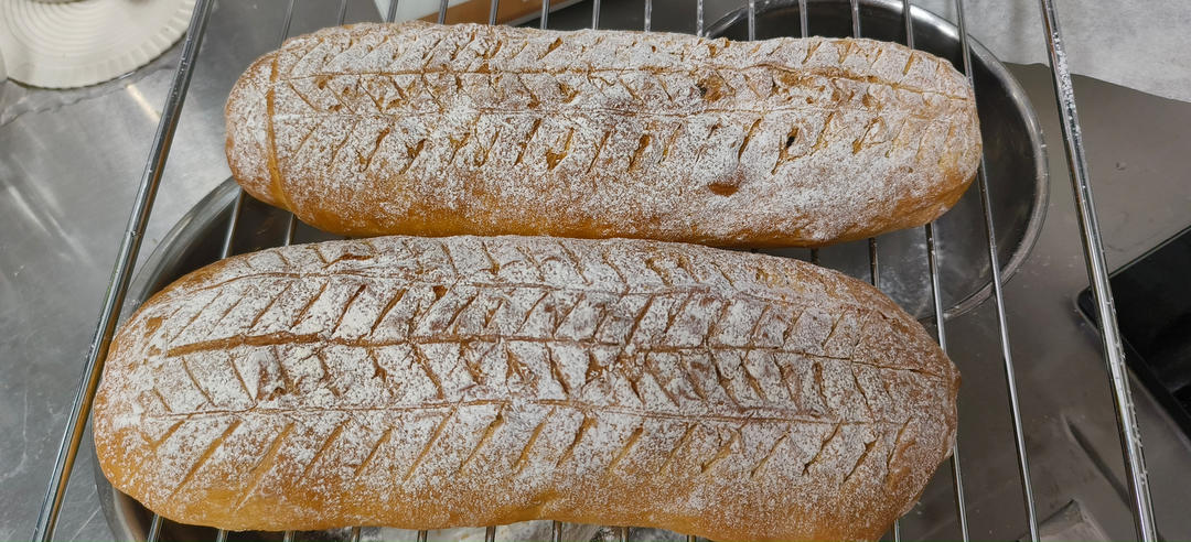 大列巴面包（欧包）（口感耐嚼，满满的坚果香）